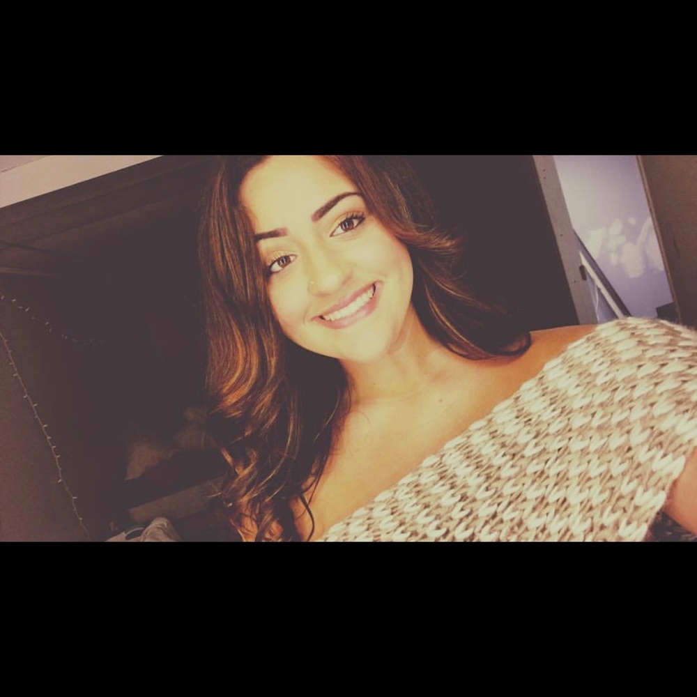 Meet your Posher, Kaylie